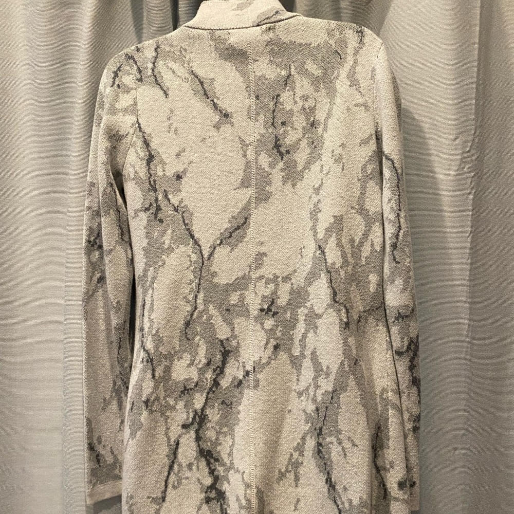 Soft zip up jacket - Picture 2 of 3